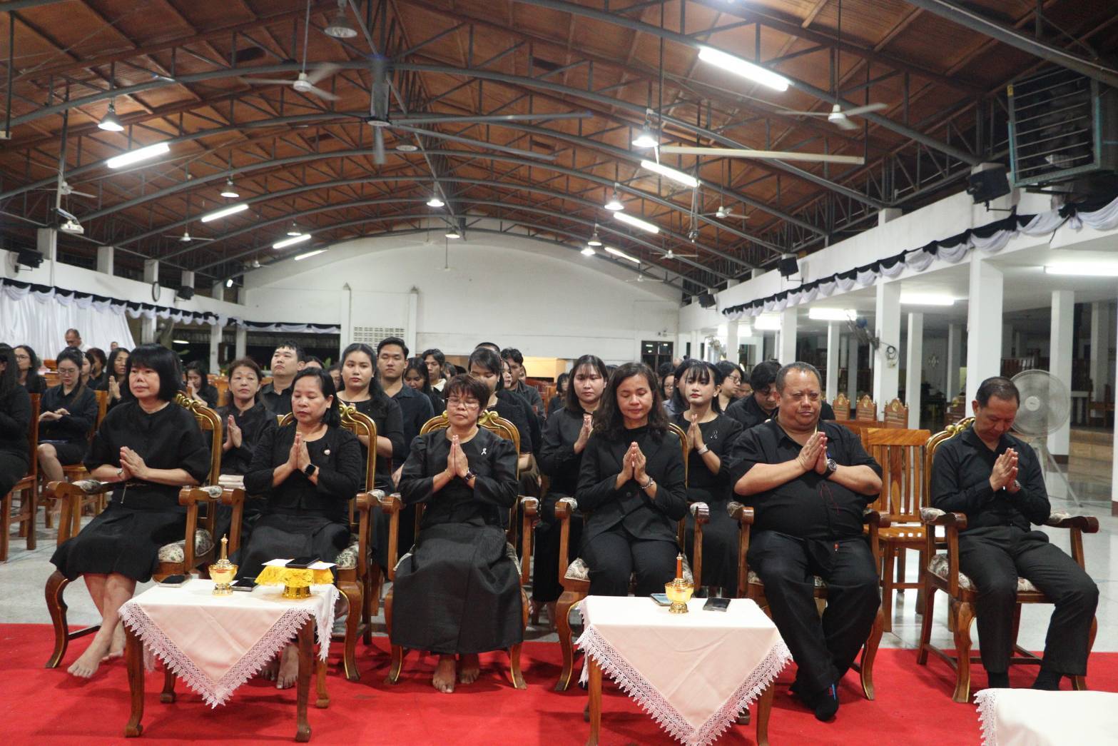 กนอ.พื้นที่จังหวัดระยองร่วมเป็นเจ้าภาพ พิธีสวดพระอภิธรรม อุทิศ ถวาย เป็น พระราชกุศล แด่สมเด็จพระพันปีหลวงฯ