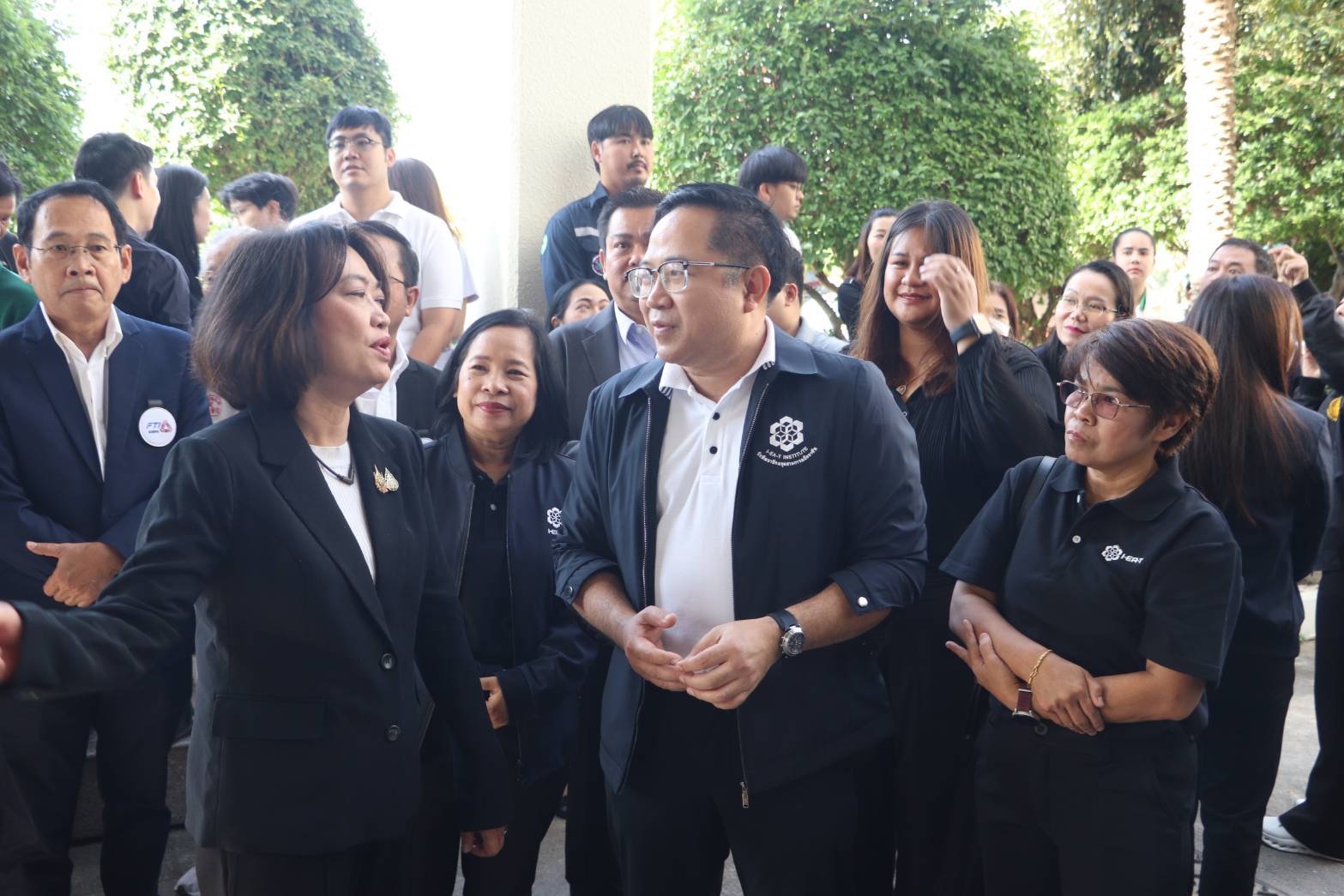 กนอ.มาบตาพุดคอมเพล็กซ์ ร่วมเปิดศูนย์รับบริจาคสิ่งของอุปโภค-บริโภค เพื่อช่วยเหลือผู้ประสบภัยน้ำท่วมภาคใต้