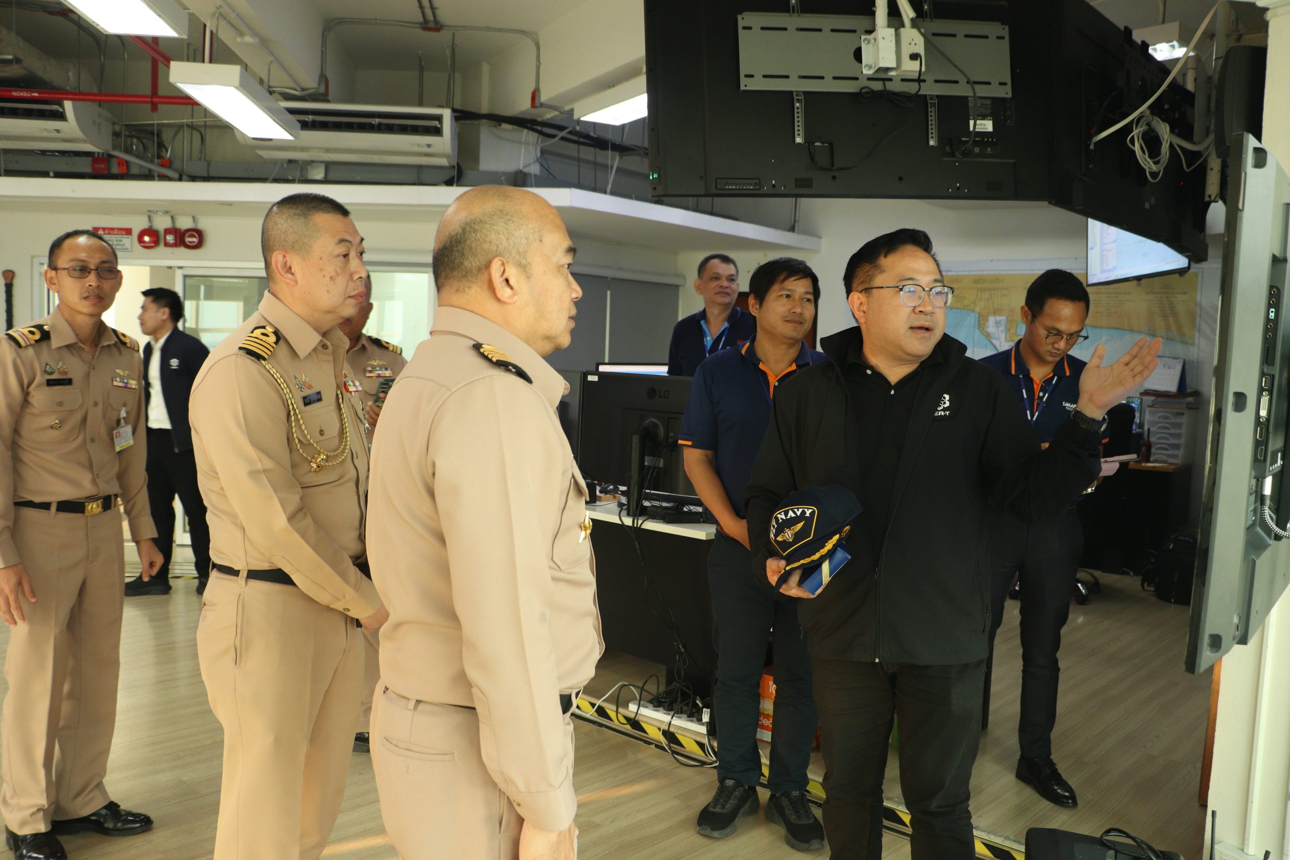 สทร. ต้อนรับคณะเยี่ยมชมจากกองการบินทหารเรือ กองเรือยุทธการ