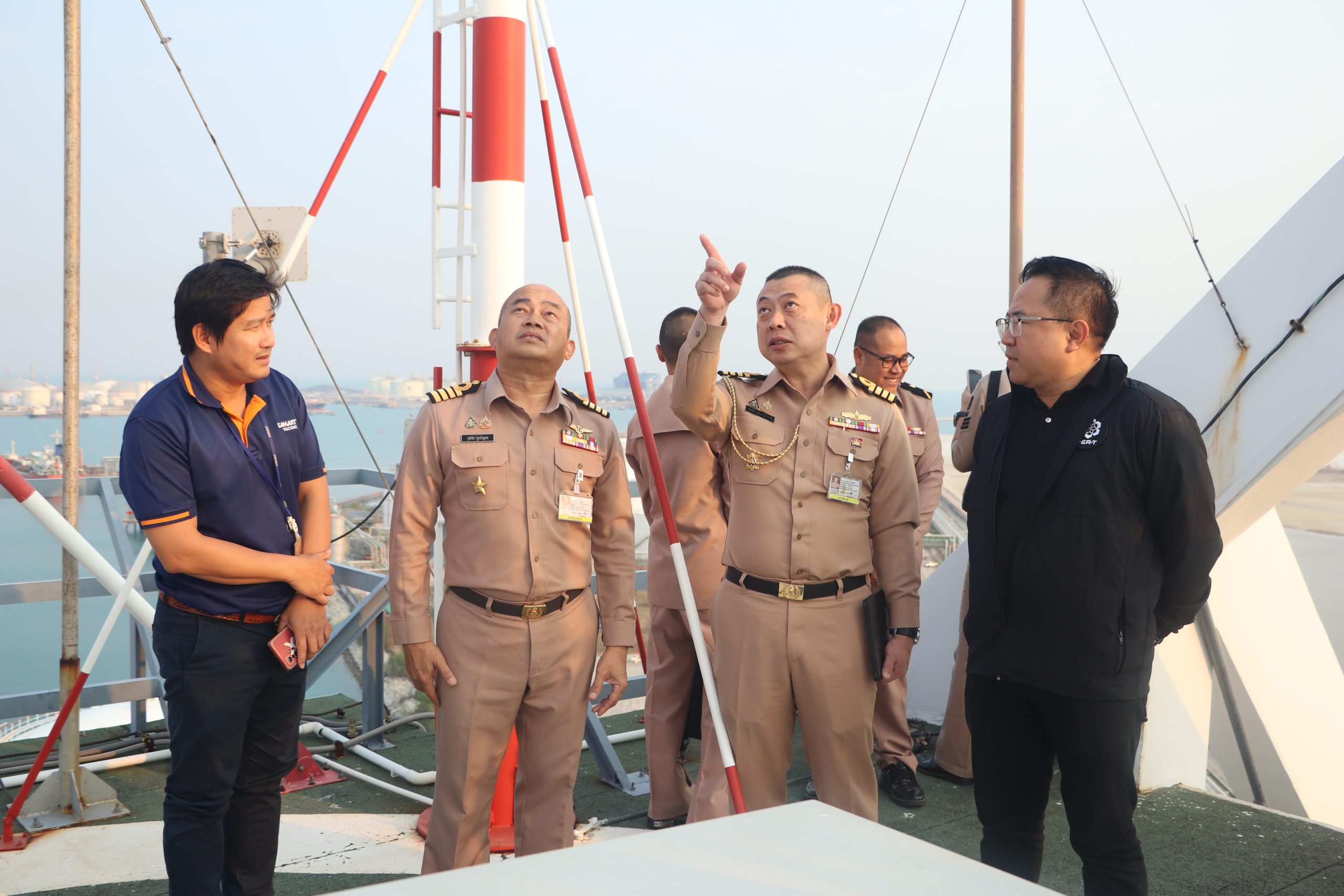 สทร. ต้อนรับคณะเยี่ยมชมจากกองการบินทหารเรือ กองเรือยุทธการ