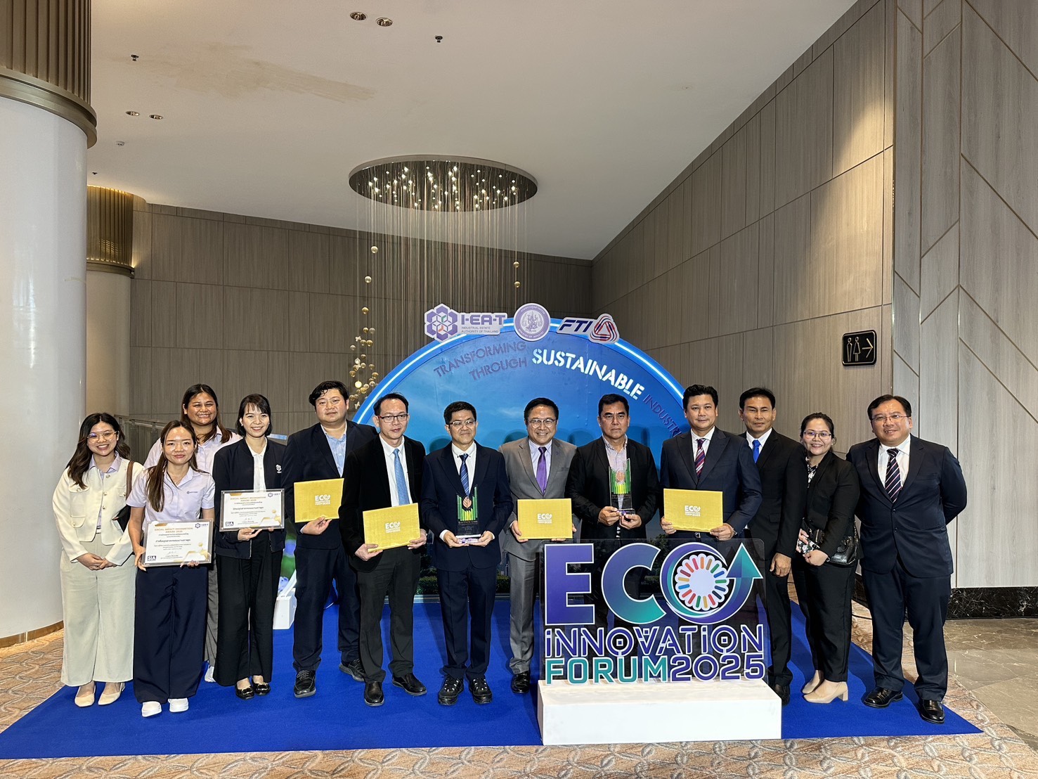 กนอ.พื้นที่มาบตาพุดคอมเพล็กซ์ ร่วมรับรางวัลภายในงาน ECO Innovation Forum 2025 “พัฒนาประเทศไทย ด้วยอุตสาหกรรมใหม่อย่างยั่งยืน”
