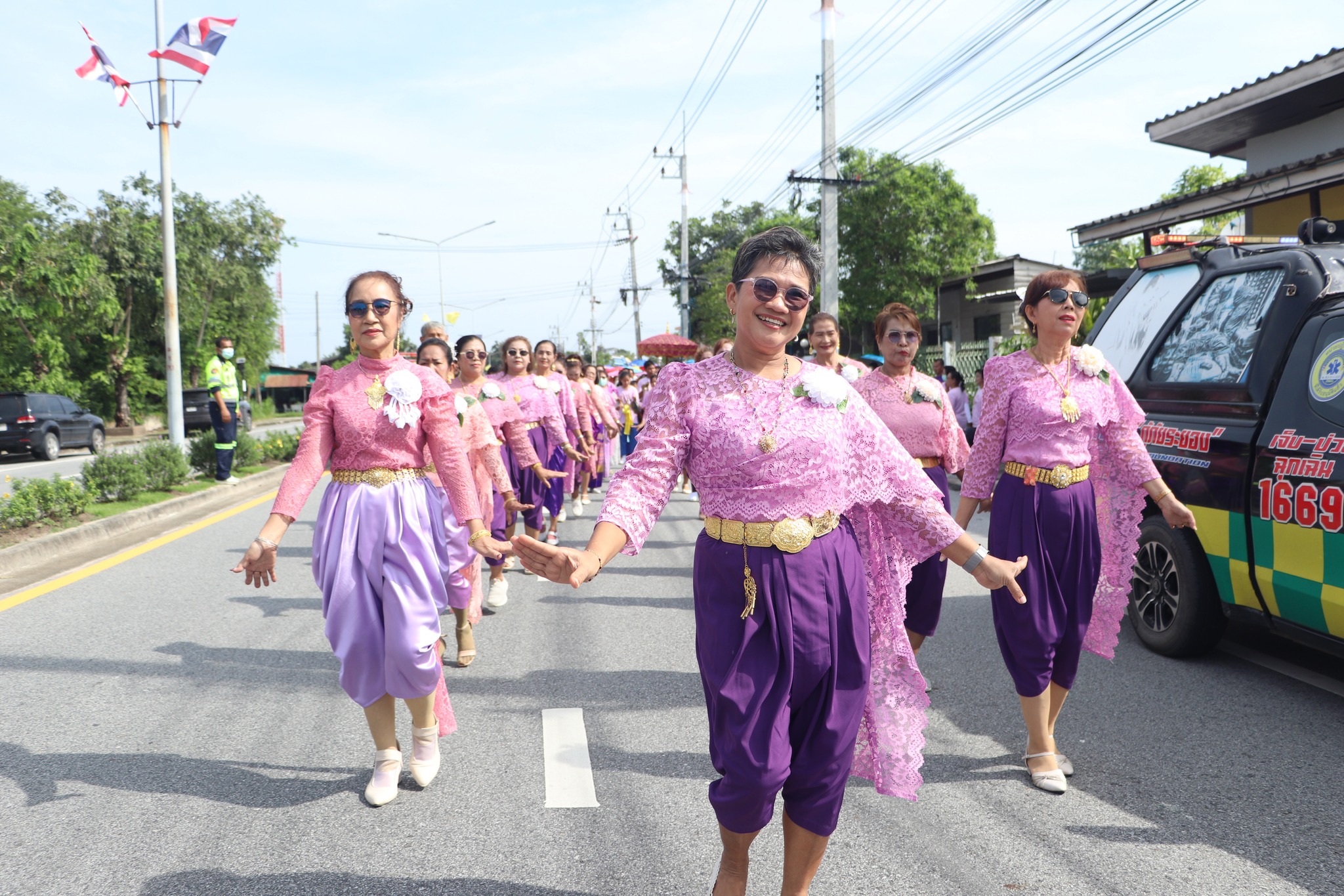 กนอ.พื้นที่มาบตาพุดคอมเพล็กซ์ ร่วมแห่องค์กฐินพระราชทาน จากสมเด็จพระกนิษฐาธิราชเจ้ากรมสมเด็จพระเทพรัตนราชสุดาฯ สยามบรมราชกุมารี