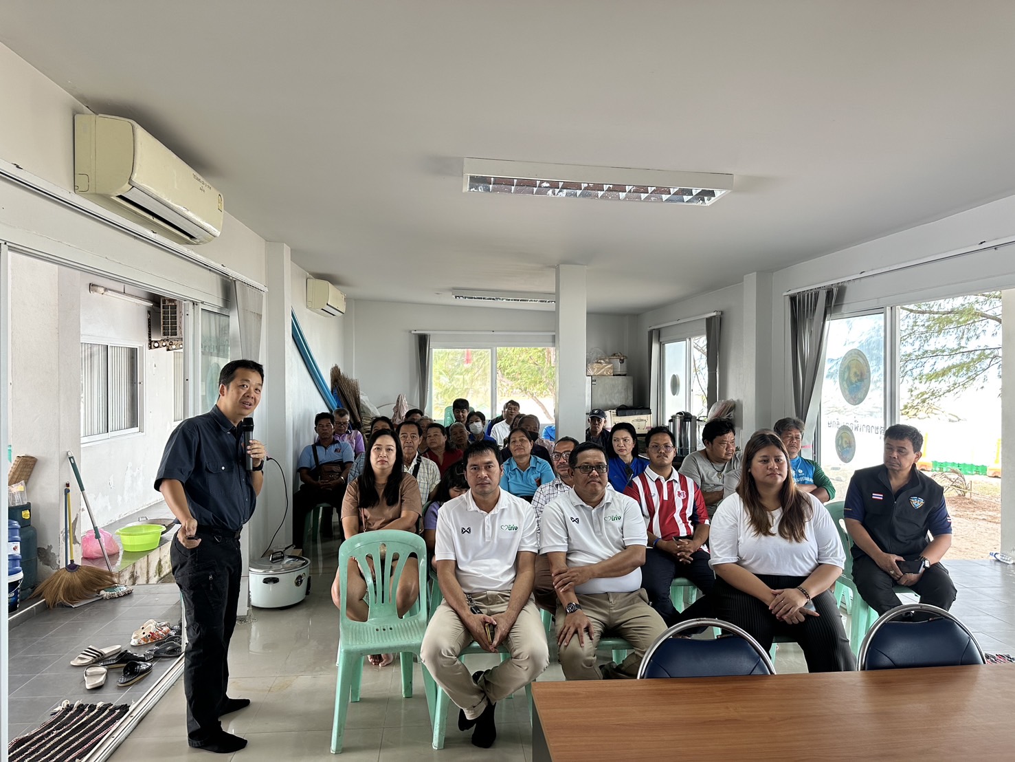ร่วมสนับสนุนงบประมาณจัดทำป้ายกลุ่มประมงให้แก่ กลุ่มประมงแสงจันทร์- สุชาดา เพื่ออนุรักษ์