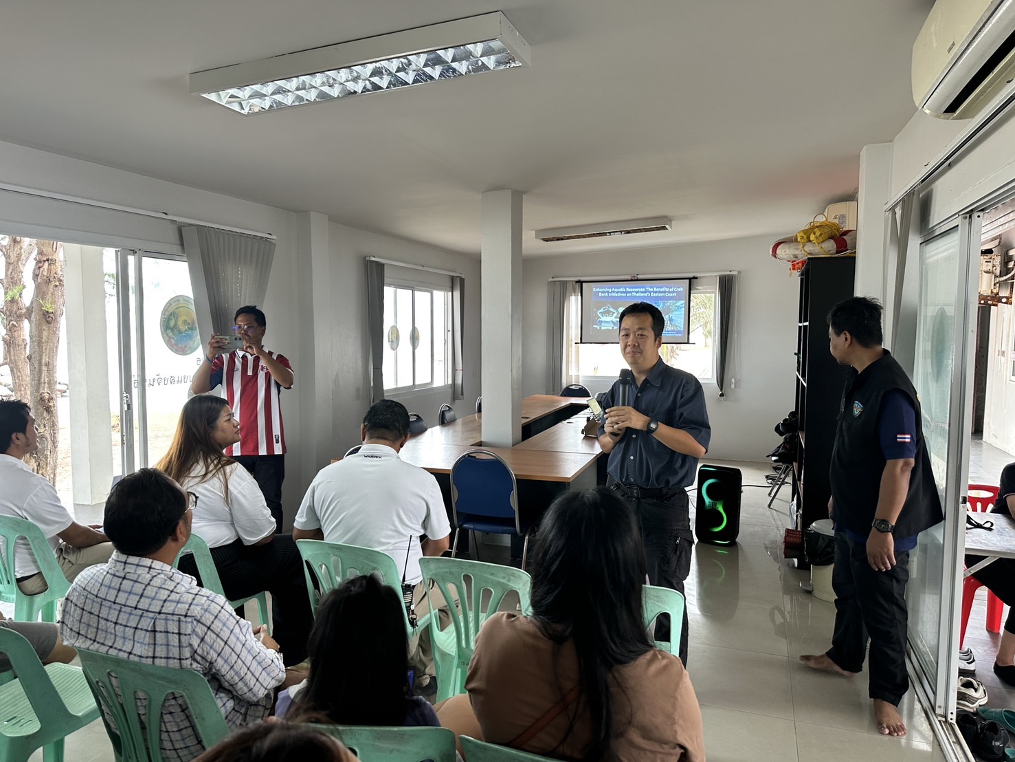ร่วมสนับสนุนงบประมาณจัดทำป้ายกลุ่มประมงให้แก่ กลุ่มประมงแสงจันทร์- สุชาดา เพื่ออนุรักษ์