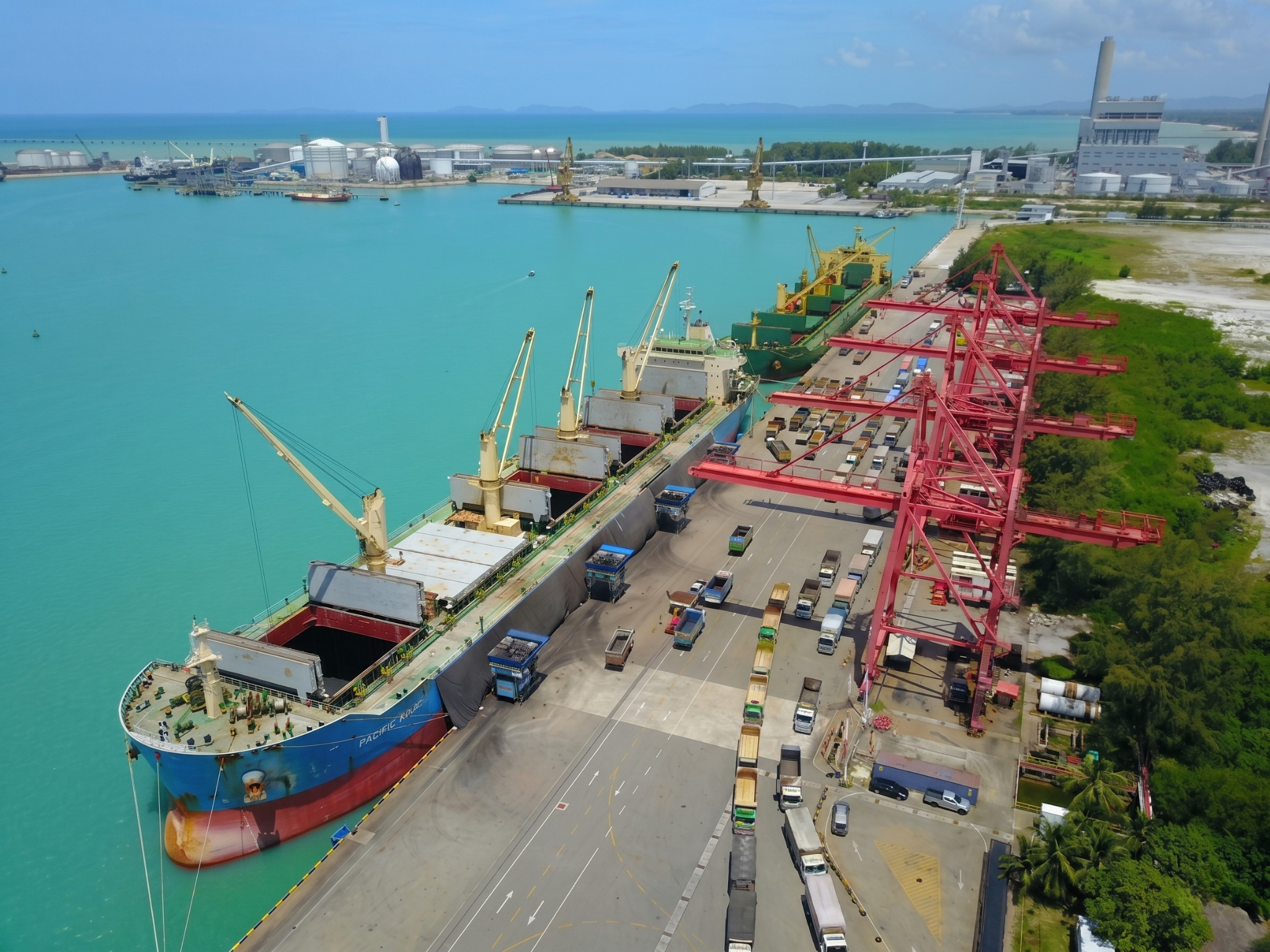 ท่าเรืออุตสาหกรรมมาบตาพุด - MAPTAPHUT INDUSTAIL TERMINAL (MIT)
