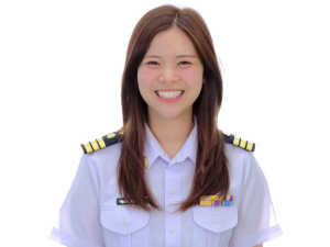 นางสาวกุลณิชา ชีรนวนิชย์